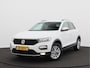 Volkswagen T-Roc 1.5 TSI Style/ lage km/ trekhaak!