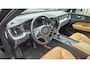 Volvo XC60 T4 190PK Momentum | Leder | Navi | Stoelverwarming |