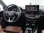 Audi A4 Avant 35 TFSI Business Edition (NL-Auto / Elek. Trekhaak / Pano / B&O / ACC / Incl. dakdragers)