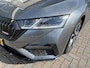 Skoda Octavia Combi 1.4 TSI RS iV PHEV Business / AUTOMAAT/ 245 PK/ PANO/ TREKHAAK/ CAMERA/ PARK. SENSOREN/ HEAD UP/ CRYSTAL LIGHT./ STOELVERWARM. V & A/ DODE HOEK/ DCC/ ADAPT. CRUISE/ TRAVEL ASSIST/ SMARTLINK/ NAVI/ CLIMA/ 19" LMV