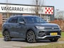 Volkswagen Tiguan 1.5 eTSI R-Line Business | IQ-light | massagestoelen | digitaal dashboard | verwarmde voorruit