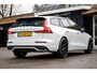 Volvo V60 2.0 T6 Recharge AWD R-Design SOH 90% I Panoramadak I Harman Kardon I 21" I HeadUp I Blis I Stuur & stoelverwarming I BTW