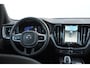 Volvo XC60 T6 350PK Automaat AWD Plus Black Edition / Trekhaak / Panoramadak / BLIS / Adaptieve cruise control / Keyless entry / Stoel - en stuurwielverwarming / elektrische stoelen met geheugen / Parkeersensoren met 360 camera / Elektrische achterklep