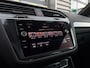 Volkswagen Tiguan 1.4 TSI 125 pk Highline Business R | Panoramadak | Elektrische achterklep | Cruise control adaptief |