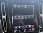 Volvo XC40 2.0 B4 Business Pro LED | verwarmde voorstoelen | Stuurwiel verwarming | lederen bekleding | 360 graden camera | elektrische achter klep | Adaptieve cruise control | Volvo On Call | All Season banden |