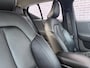 Volvo XC40 2.0 B4 Business Pro LED | verwarmde voorstoelen | Stuurwiel verwarming | lederen bekleding | 360 graden camera | elektrische achter klep | Adaptieve cruise control | Volvo On Call | All Season banden |