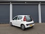 Peugeot 107 1.0 68PK 5D APK 02-2027 AIRCO RADIO