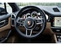 Porsche Cayenne 3.0 E-Hybrid SportDesign 462pk Pano Head-up Trekhaak Stoelventilatie 18-weg ACC 360-camera