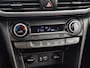 Hyundai Kona 1.0T Essence | Apple Carplay/Android Auto | Achteruitrijcamera | Trekhaak | Parkeersensoren | Lichtmetalen velgen |