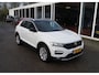 Volkswagen T-Roc 1.5 TSI Sport Navi,Clima,Trekhaak,pdc,RIJKLAARPRIJS!!