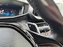Peugeot 208 100 Pk. Benzine Allure * AUTOMAAT * 1/2 Lederen interieur * Keyless Start Button * Parkeersensoren * Climate & Cruise Control * L.M. Velgen * Apple Carplay / Android Auto * Vingerhoets; Vierde Generatie Eersteklas Service. Al meer dan 100 jaar een begrip in de Brabantse Kempen.