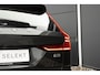 Volvo V60 2.0 B3 Essential Edition | Adaptieve Cruise Control | Camera | Stoel en stuurverwarming | DAB+| Lederen bekleding |