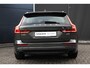 Volvo V60 B3 Essential Edition | Adaptieve Cruise Control | Camera | Stoel en stuurverwarming | DAB+| Lederen bekleding |
