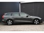 Volvo V60 B3 Essential Edition | Adaptieve Cruise Control | Camera | Stoel en stuurverwarming | DAB+| Lederen bekleding |