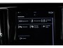 Volvo V60 B3 Essential Edition | Adaptieve Cruise Control | Camera | Stoel en stuurverwarming | DAB+| Lederen bekleding |