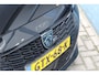 Peugeot 208 Hybrid 100 e-DCS6 GT | Achterbank in delen neerklapbaar | Achterruitverwarming | Achterspoiler