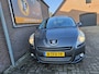 Peugeot 5008 1.6 THP Blue Lease Executive 7p. (loopt niet goed)