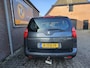 Peugeot 5008 1.6 THP Blue Lease Executive 7p. (loopt niet goed)