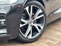 Volvo V60 B3 Hybrid 163PK R-Design Automaat + 18"/ Navi/ Clima/ Ad.Cruise/ Camera/ Leder/ Trekhaak/ Full-LED/ NL auto