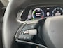 Skoda Octavia Combi 1.4 TSI DSG iV PHEV Ambition Stoelverwarming voor + achter / Cruise control / Parkeersensoren Voor + Achter / 17'' LMV