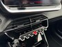 Peugeot 2008 130 Pk Allure * Automaat * Allure * * Navigatie * Keyless Start Button * 1/2 Lederen Interieur * Achteruitrij Parkeer Camera * L.M. Velgen * Climate & Cruise Control * Vingerhoets; Vierde Generatie Eersteklas Service. Al meer dan 100 jaar een begrip in de Brabantse Kempen.