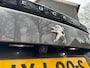 Peugeot 2008 130 Pk Allure * Automaat * Allure * * Navigatie * Keyless Start Button * 1/2 Lederen Interieur * Achteruitrij Parkeer Camera * L.M. Velgen * Climate & Cruise Control * Vingerhoets; Vierde Generatie Eersteklas Service. Al meer dan 100 jaar een begrip in de Brabantse Kempen.