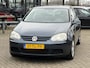 Volkswagen Golf 1.6 FSI Optive Airco/5 deuren rijdt super/ nieuwe remmen voorzijde
