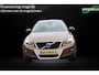 Volvo XC60 2.4 D5 AWD Summum | leder | stoelverwarming |trekhaak | navigatie | bluetooth | climate & cruise control |