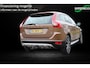 Volvo XC60 2.4 D5 AWD Summum | leder | stoelverwarming |trekhaak | navigatie | bluetooth | climate & cruise control |