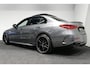 Mercedes-Benz C-klasse 300 e AMG Line / C63s AMG Diffuser / Panamericana Grille / Panoramadak / Elektr. verstelbare voorstoelen + memory / Digital Light (Laser) / Stoelverwarming / Ambienteverlichting Plus / Apple Carplay - Android Auto / Rondomzichtcamera / HUD / 20'' LMV / Achteruitrijcamera / Dodehoek detectie / Cruise Control / Keyless