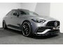Mercedes-Benz C-klasse 300 e AMG Line / C63s AMG Diffuser / Panamericana Grille / Panoramadak / Elektr. verstelbare voorstoelen + memory / Digital Light (Laser) / Stoelverwarming / Ambienteverlichting Plus / Apple Carplay - Android Auto / Rondomzichtcamera / HUD / 20'' LMV / Achteruitrijcamera / Dodehoek detectie / Cruise Control / Keyless