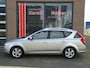 Kia Ceed Cee'd Sporty Wagon 1.6 Business Edition *TREKHAAK* *NAVIGATIE* *PARKEERSENSOREN*