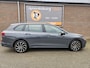Volkswagen Golf Variant 1.0 eTSI Life Business