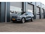 Volvo XC40 Recharge P8 AWD R-Design | 12 Mnd. Garantie + Panoramadak & H/K Audio| Nette en zeer complete XC40 (Dealer Onderhouden)