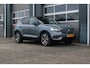 Volvo XC40 Recharge P8 AWD R-Design | 12 Mnd. Garantie + Panoramadak & H/K Audio| Nette en zeer complete XC40 (Dealer Onderhouden)