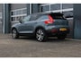 Volvo XC40 Recharge P8 AWD R-Design | 12 Mnd. Garantie + Panoramadak & H/K Audio| Nette en zeer complete XC40 (Dealer Onderhouden)