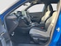 Peugeot e-2008 EV GT Pack 50 kWh | Adaptive cruise controle | Trekhaak | Dodehoek detectie | Camera | Sportstoelen | Leder | LED verlichting | 18'' velgen | Navigatie | Stoelverwarming