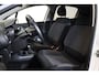 Citroën C3 PT 110 Shine Automaat-6 Trekhaak |Stoelverwarming | Panorama Dak | sensoren achter | Apple Carplay/Android auto