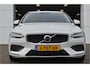 Volvo V60 2.0 B3 Momentum Vol Leer | Camera | Stoel en stuurverw. | Trekhaak 1800kg Carplay | Dealer onderhouden |