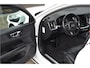 Volvo V60 2.0 B3 Momentum Vol Leer | Camera | Stoel en stuurverw. | Trekhaak 1800kg Carplay | Dealer onderhouden |