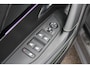 Peugeot e-2008 EV GT 54 kWh | Fase 3 laden | Navigatie | Camera | Apple carplay | Adaptieve cruise control | BTW |