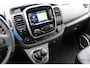 Renault Trafic 1.6 dCi T29 L2H1 DC 5 Persoons Comfort Energy | Incl. 12 maanden Garantie | Trekhaak | Stoelverwarming | Cruise controle | Climate controle | Achteruitrijcamera | Parkeersensoren achter | Navigatie | Lederen bekleding | Dak rails | Origineel NL Auto | NAP |