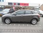 Mazda 3 1.6 Business 5 deurs, airco, sportvelgen , elektrische ramen , enz