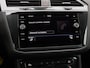 Volkswagen Tiguan 1.5 TSI 150pk DSG Highline 150 pk DSG | R-Line | Navigatie | LED Plus | 19" Sebring velgen | Trekhaak | Elektr. Achterklep | Adaptieve Cruise control | Navigatie
