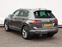 Volkswagen Tiguan 1.5 TSI 150pk DSG Highline 150 pk DSG | R-Line | Navigatie | LED Plus | 19" Sebring velgen | Trekhaak | Elektr. Achterklep | Adaptieve Cruise control | Navigatie