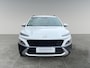 Hyundai Kona Fashion 1.6 GDI HEV 140pk | PREMIUM LEDER | CLIMA | APPLE CARPLAY / ANDROID AUTO | ELEK. VERSTELBARE STOELEN | DODEHOEKBEW. |