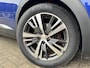 Peugeot 3008 1.6-16v. * Automaat * 165 Pk. 4-cilinder. 1.550 Kg. Trekvermogen * Trekhaak * Schuifdak * 1/2 Lederen Interieur * Focal * Stoelverwarming * Parkeer Camera * Ckimate & Cruise Control * Vingerhoets; Vierde Generatie Eersteklas Service. Al meer dan 100 jaar een begrip in de Brabantse Kempen.