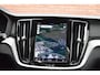 Volvo V60 B3 177PK Plus Bright | Schuif-kanteldak | Trekhaak | Harman/Kardon |
