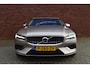 Volvo V60 B3 177PK Plus Bright | Schuif-kanteldak | Trekhaak | Harman/Kardon |