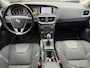 Volvo V40 2.0 D3 Momentum 5 cil. | Navi | Autom. Airco | Cruise Control | Elekt. Ramen | LMV | PDC | APK tot 19-10-2026!